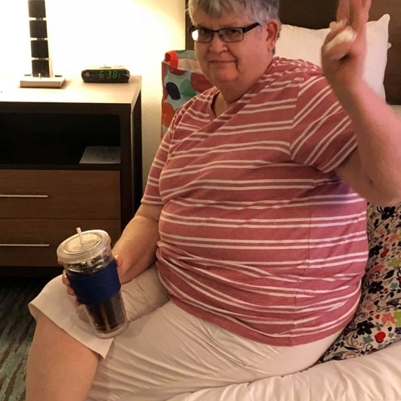Meet your Posher, Janet - Picture 1 of 1